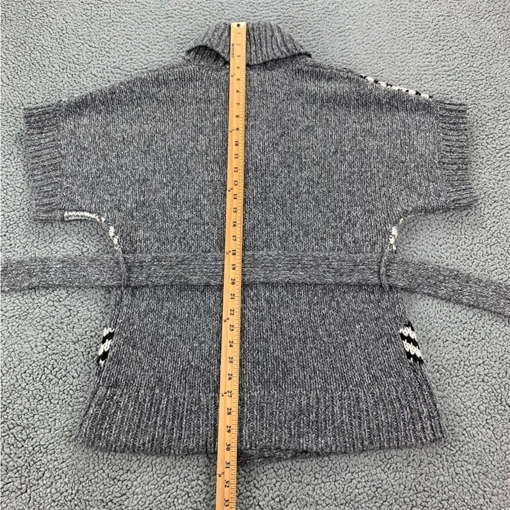 Old Navy Women's Knit Wool Blend Short Sleeve Chunky Cardigan  -  Size:  M - Picture 11 of 16